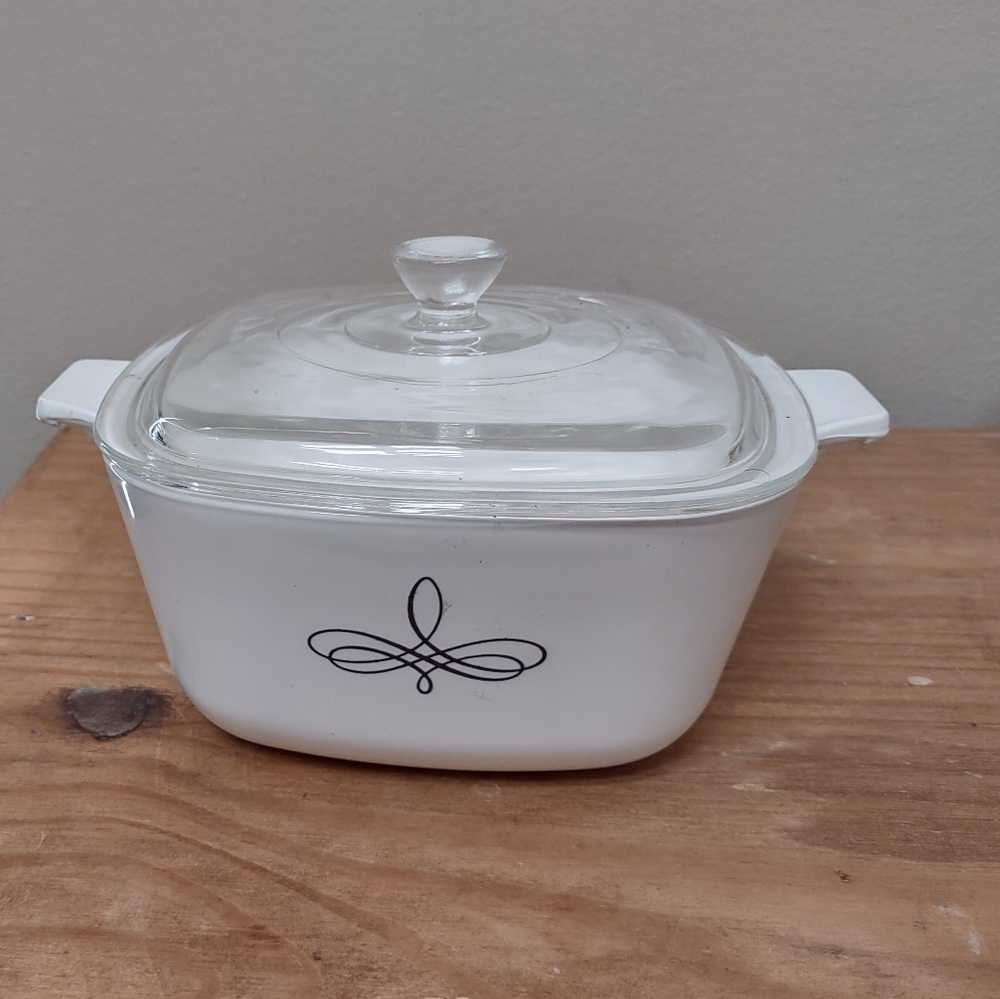 Pyrex Trefoil